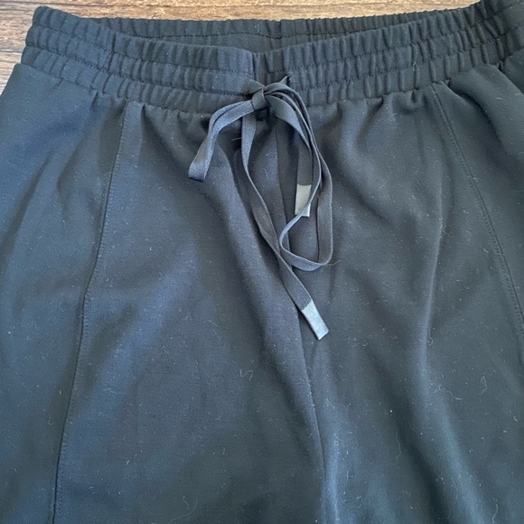 Thread and supo Ku Black Women's Pants Large - Picture 4 of 5